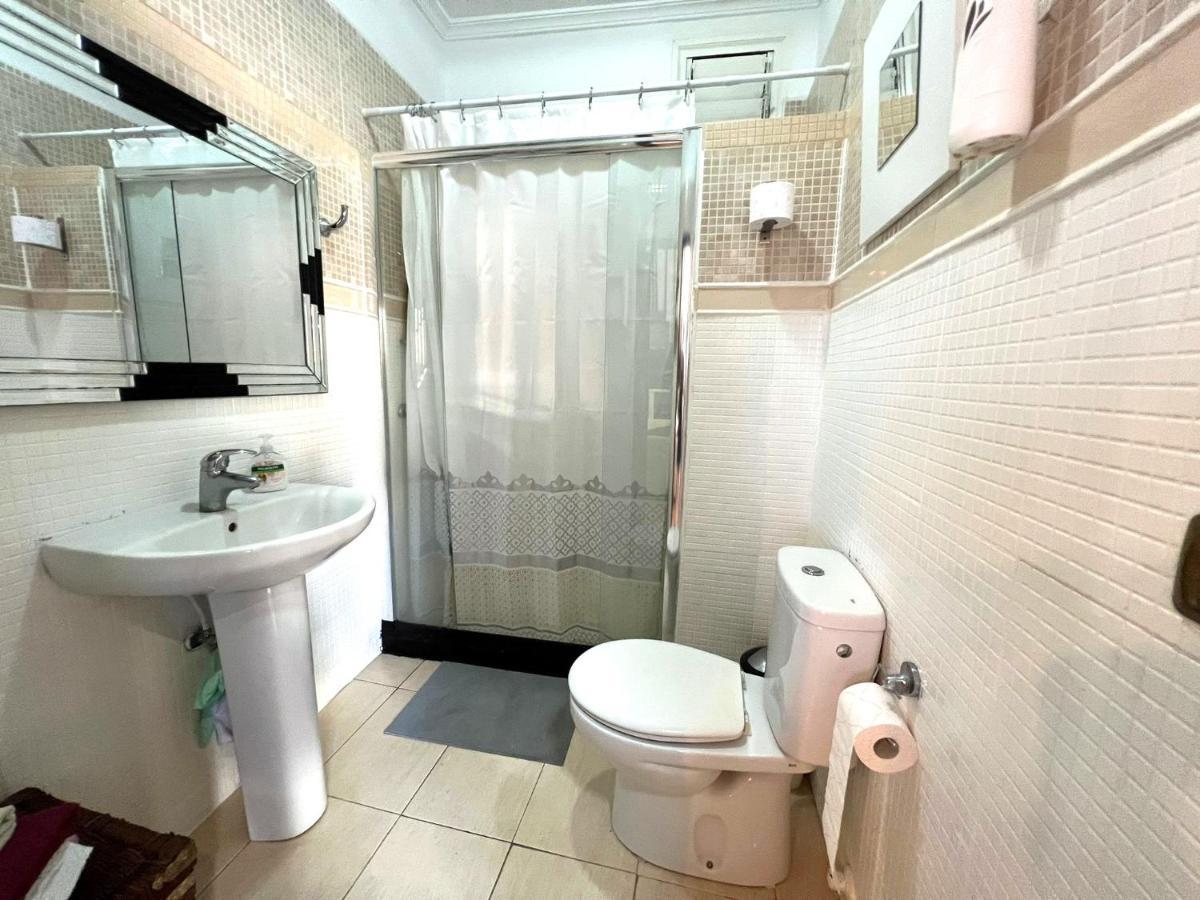 Alcamar Habitacion Privada Con Las Areas De Sala, Cocina Y Bano Que Se Comparten Cerca Al Mar! Alcalá la Real Екстериор снимка