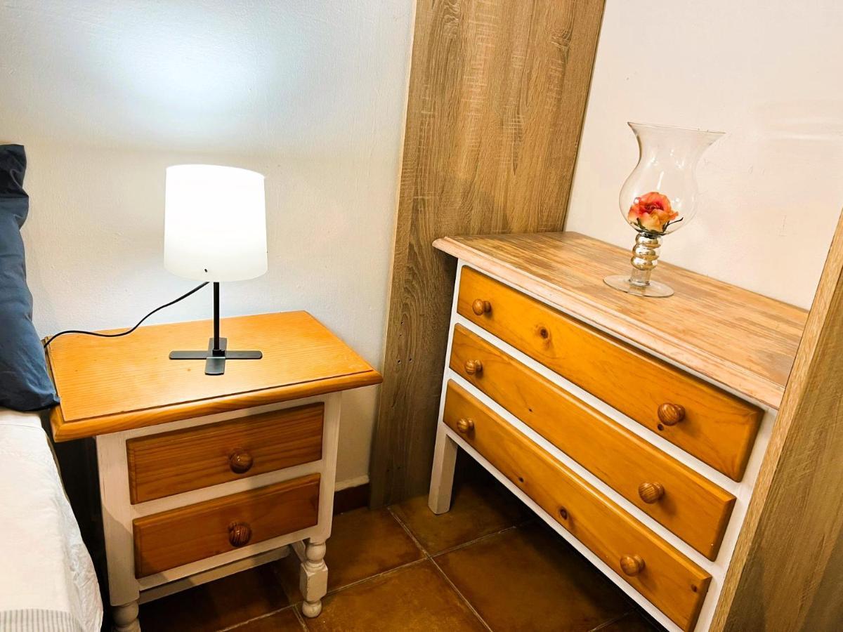 Alcamar Habitacion Privada Con Las Areas De Sala, Cocina Y Bano Que Se Comparten Cerca Al Mar! Alcalá la Real Екстериор снимка