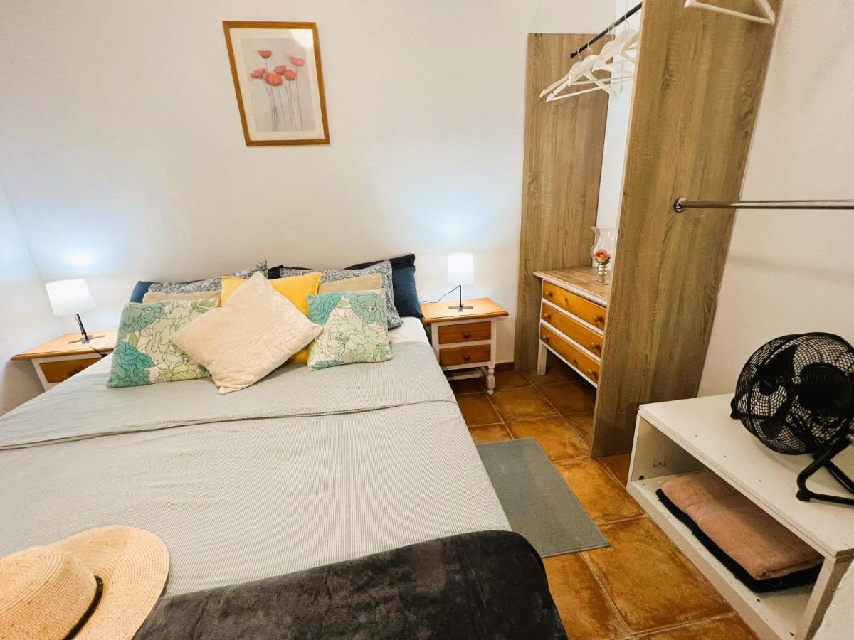 Alcamar Habitacion Privada Con Las Areas De Sala, Cocina Y Bano Que Se Comparten Cerca Al Mar! Alcalá la Real Екстериор снимка