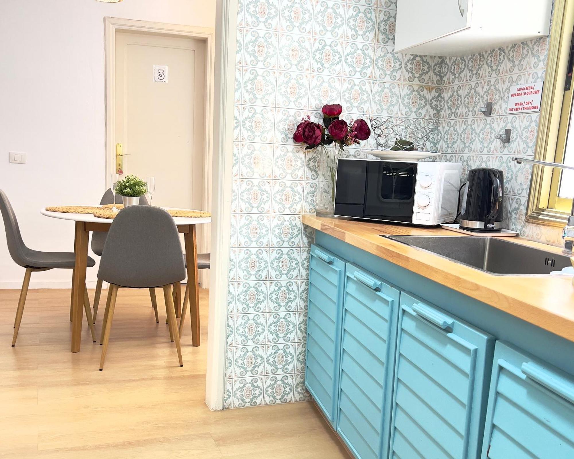 Alcamar Habitacion Privada Con Las Areas De Sala, Cocina Y Bano Que Se Comparten Cerca Al Mar! Alcalá la Real Екстериор снимка