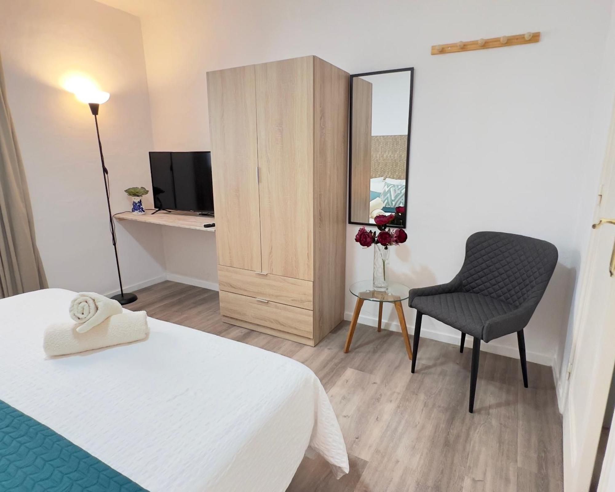 Alcamar Habitacion Privada Con Las Areas De Sala, Cocina Y Bano Que Se Comparten Cerca Al Mar! Alcalá la Real Екстериор снимка