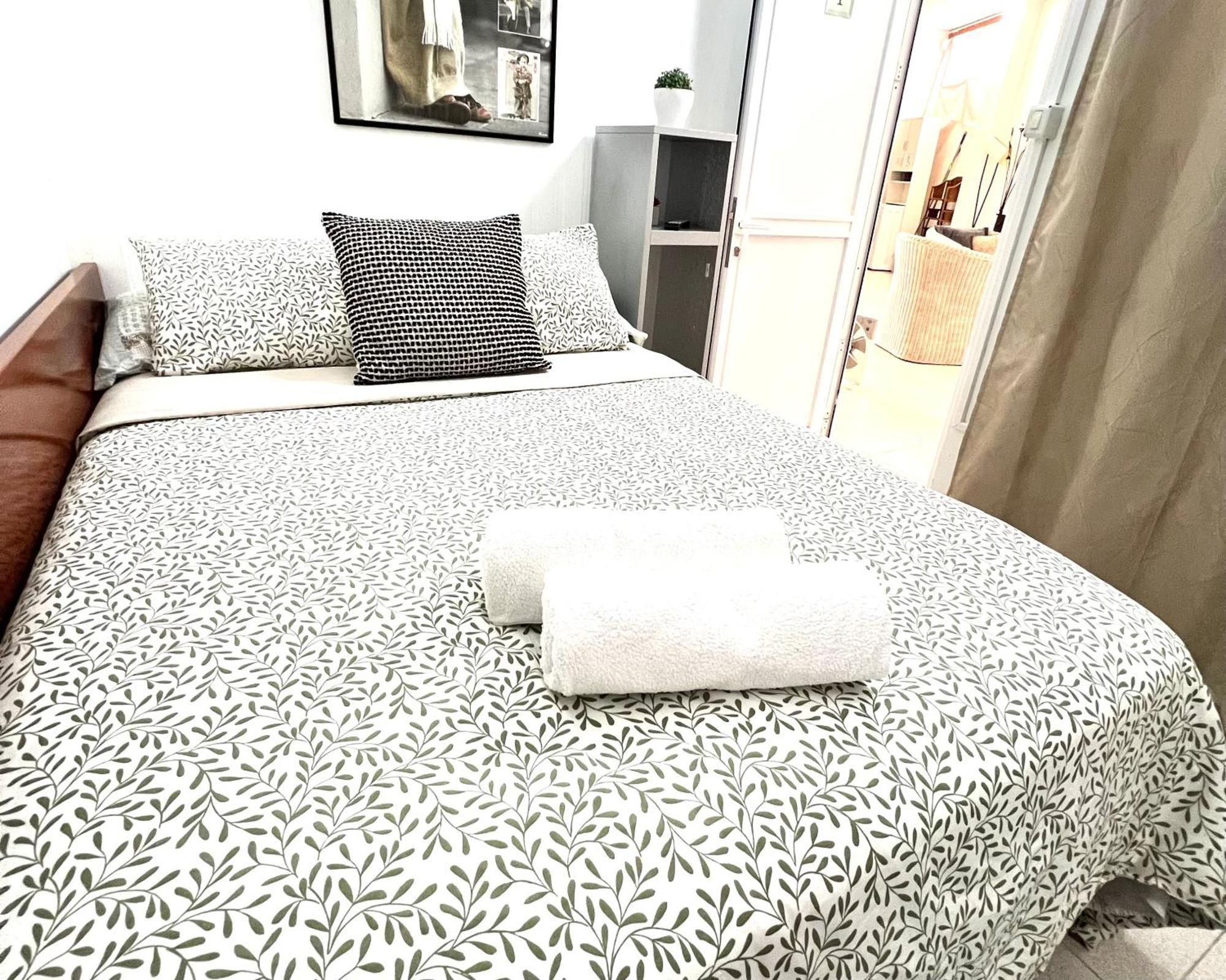 Alcamar Habitacion Privada Con Las Areas De Sala, Cocina Y Bano Que Se Comparten Cerca Al Mar! Alcalá la Real Екстериор снимка