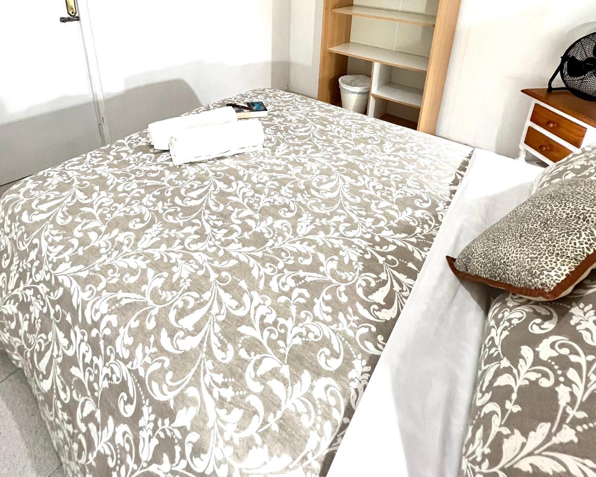 Alcamar Habitacion Privada Con Las Areas De Sala, Cocina Y Bano Que Se Comparten Cerca Al Mar! Alcalá la Real Екстериор снимка