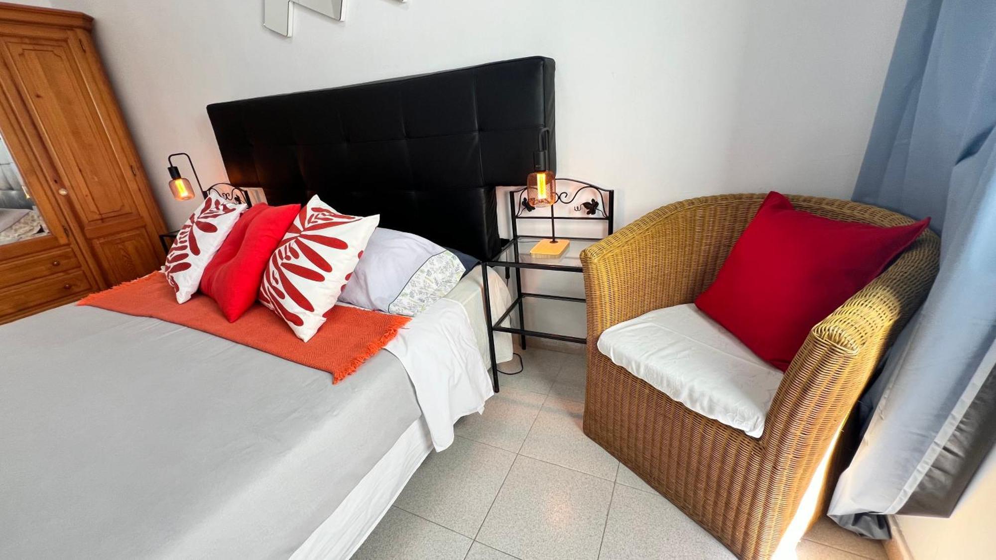 Alcamar Habitacion Privada Con Las Areas De Sala, Cocina Y Bano Que Se Comparten Cerca Al Mar! Alcalá la Real Екстериор снимка