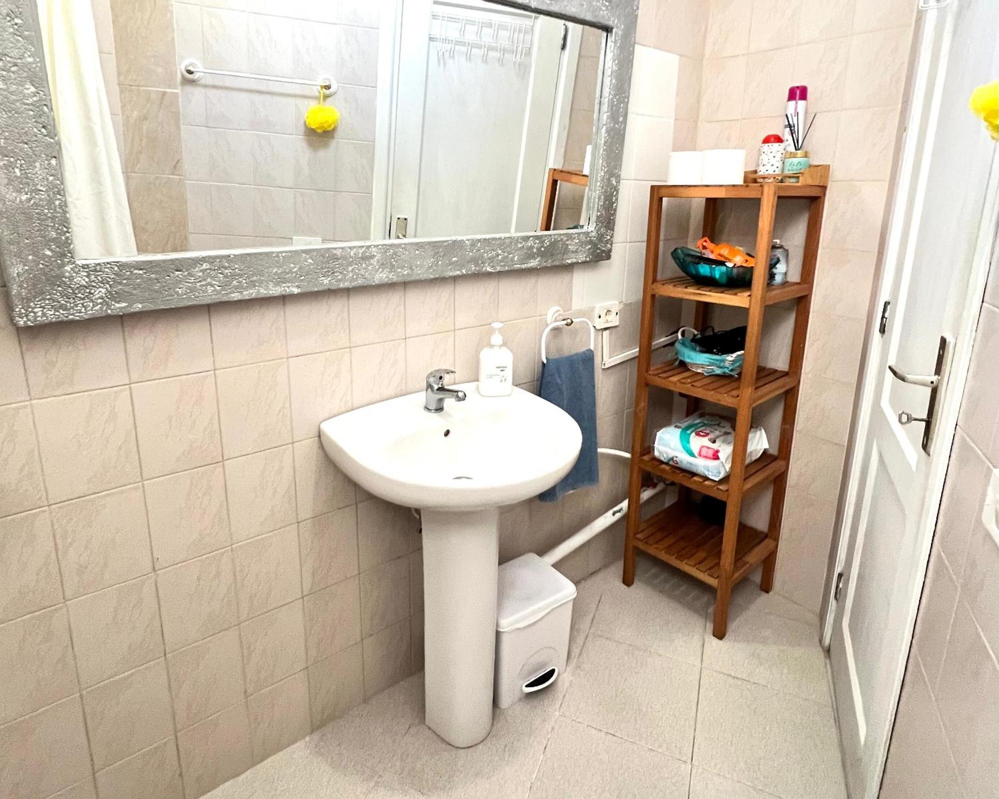 Alcamar Habitacion Privada Con Las Areas De Sala, Cocina Y Bano Que Se Comparten Cerca Al Mar! Alcalá la Real Екстериор снимка