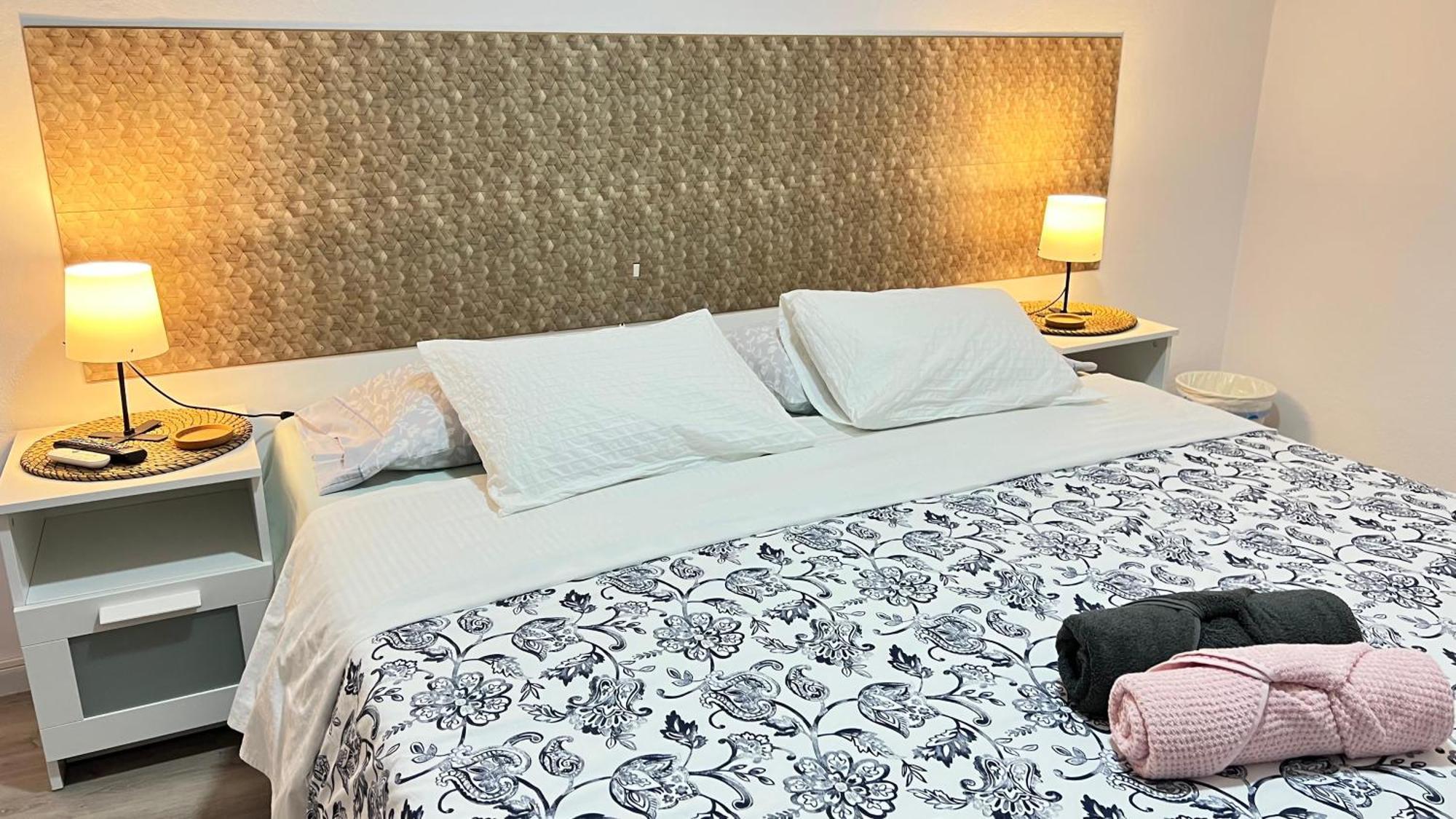 Alcamar Habitacion Privada Con Las Areas De Sala, Cocina Y Bano Que Se Comparten Cerca Al Mar! Alcalá la Real Екстериор снимка